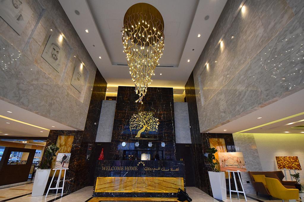 占奈萨拉卜塔酒店 阿布扎比 外观 照片 Lobby