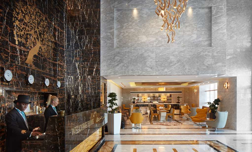 占奈萨拉卜塔酒店 阿布扎比 外观 照片 Lobby